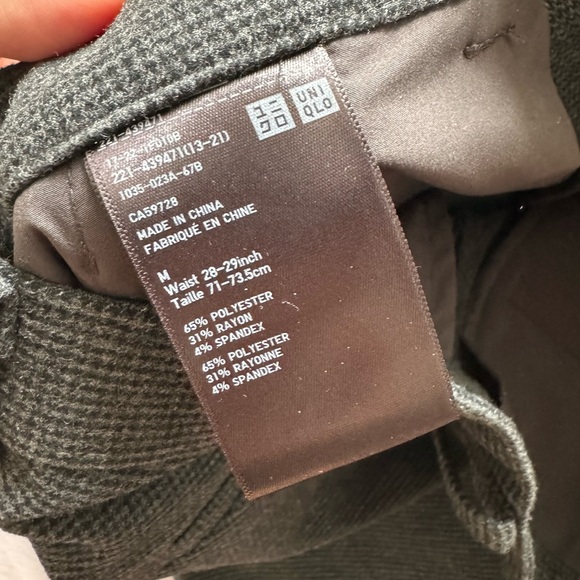 brand new UNIQLO stretchy brushed pants - Picture 2 of 4
